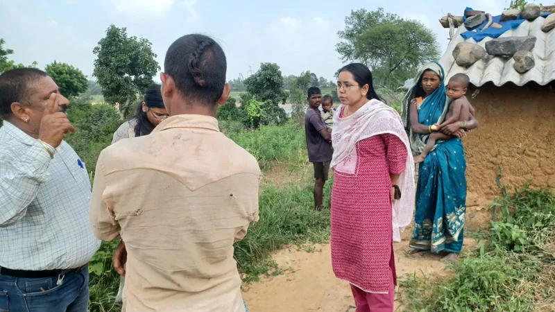 पीवीटीजी जल प्रदाय योजना ग्राम चंगेरी एवं गढी का जिला पंचायत सीईओ ने लिया जायजा